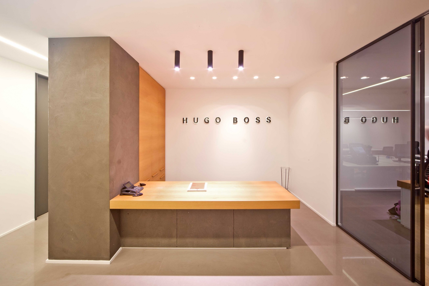 HUGO BOSS OFFICE